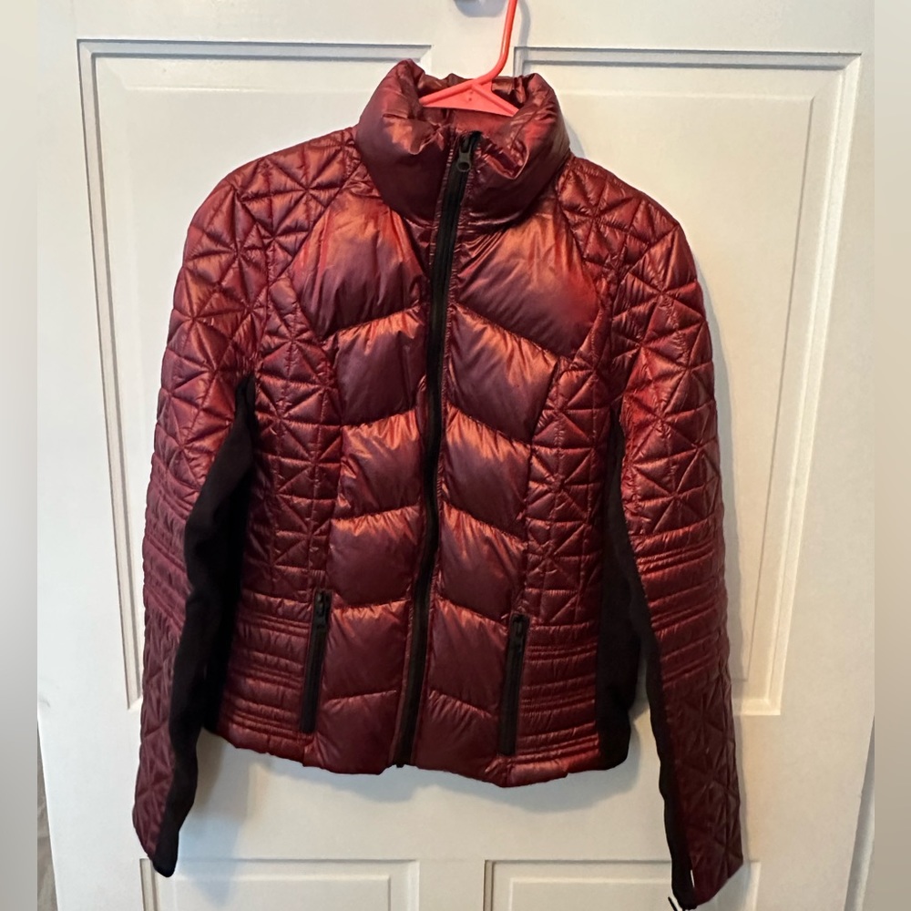 Lightweight puffer jacket